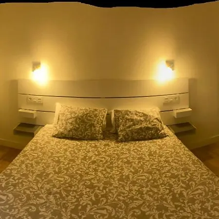 La Ventana De Foncalada Exterior Tranquilo Pleno Centro Parking Gratis Wifi Apartment