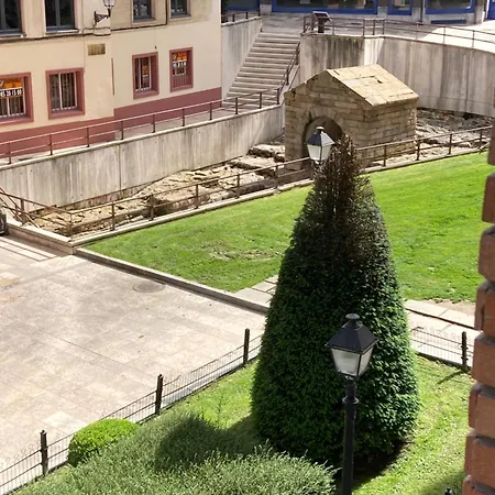 La Ventana De Foncalada Exterior Tranquilo Pleno Centro Parking Gratis Wifi 아파트 오비에도